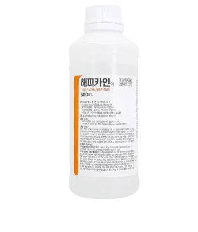 하얀색 플라스틱 병에 담긴 '해피카인'이라는 이름의 500ml 액체 용액